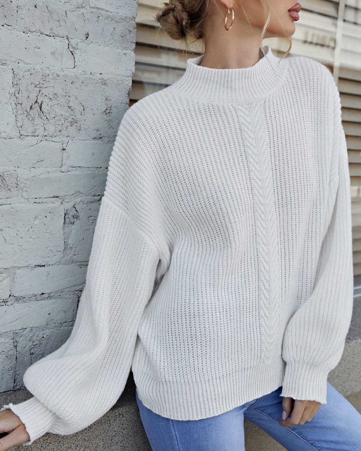 Imagem do produto BLUSA BRANCA TRICOT GROSSO MANGA BUFANTE