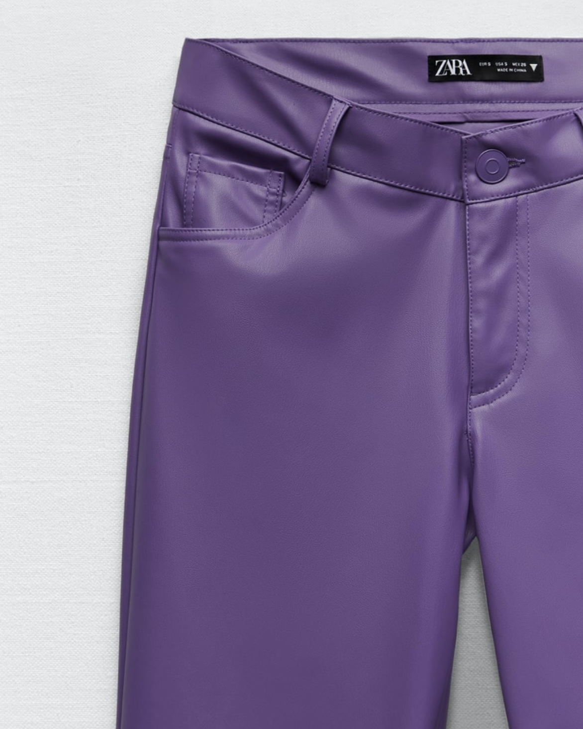 Imagem do produto CALÇA COURO LILÁS ZARA