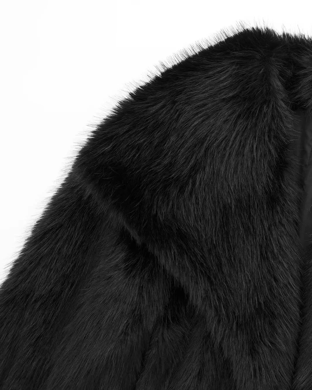 Imagem do produto CASACO PELE PRETO CHLOE