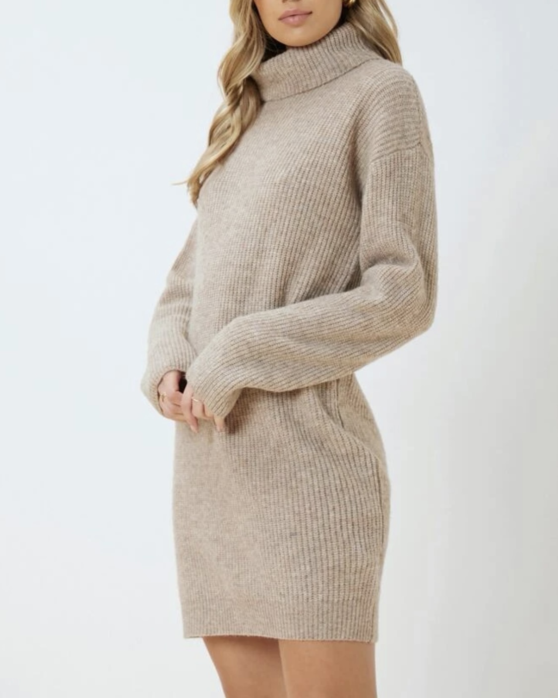 Imagem do produto VESTIDO TRICOT GROSSO GOLA CAQUI
