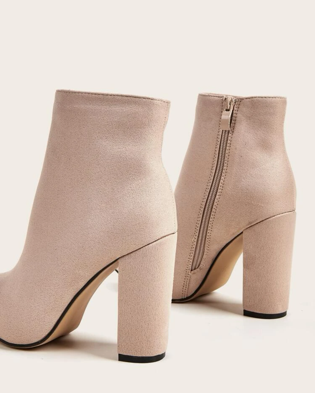 Imagem do produto BOTA CREME SALTO E CANO MÉDIO