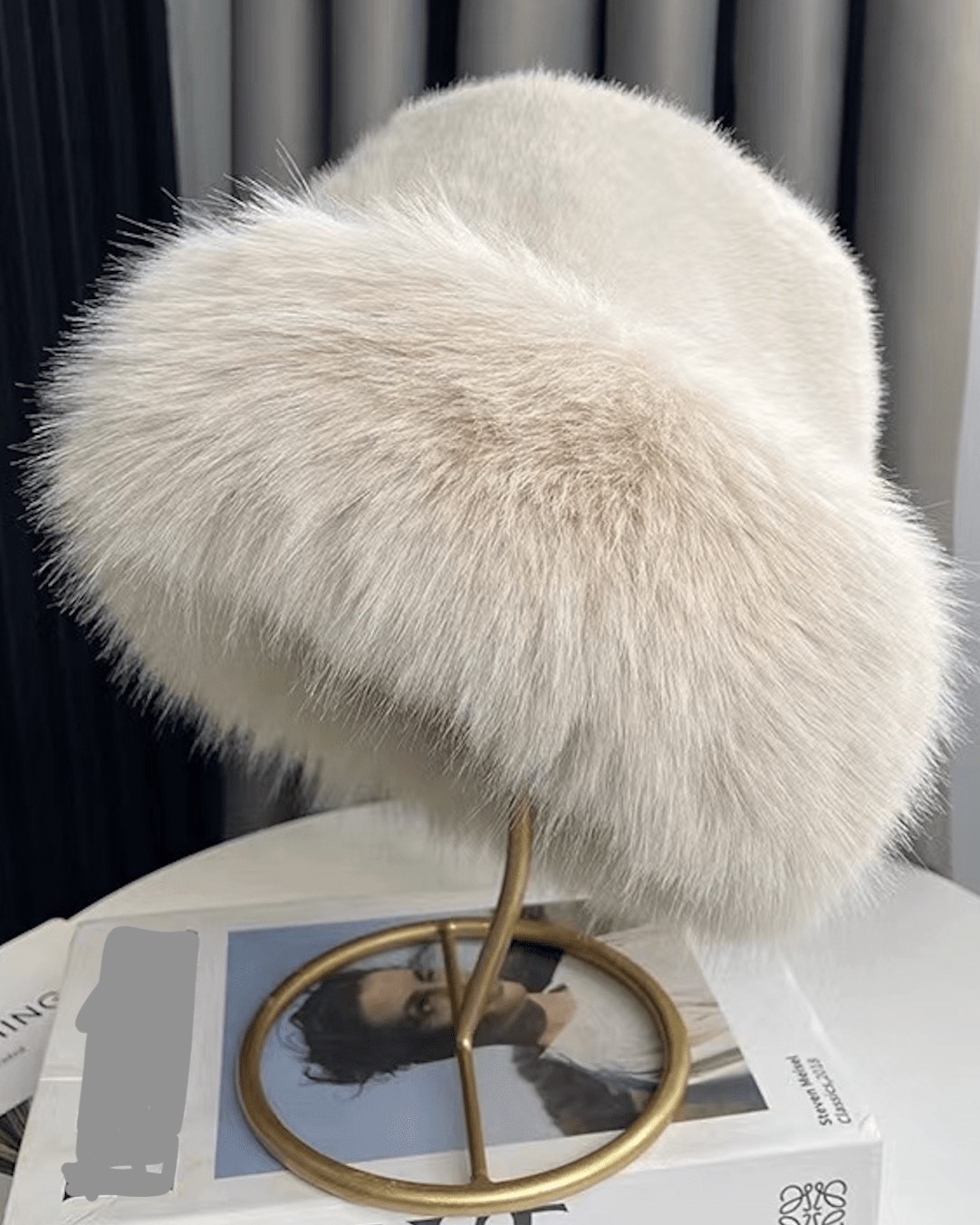 Imagem do produto CHAPÉU BRANCO PELINHOS FAIXA