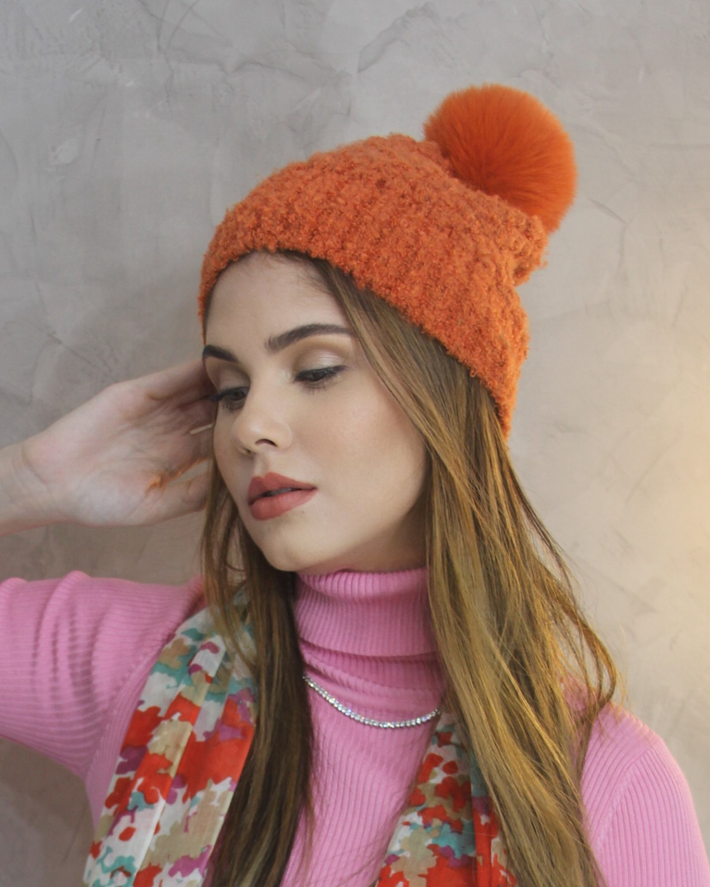 Imagem do produto GORRO LARANJA POMPOM
