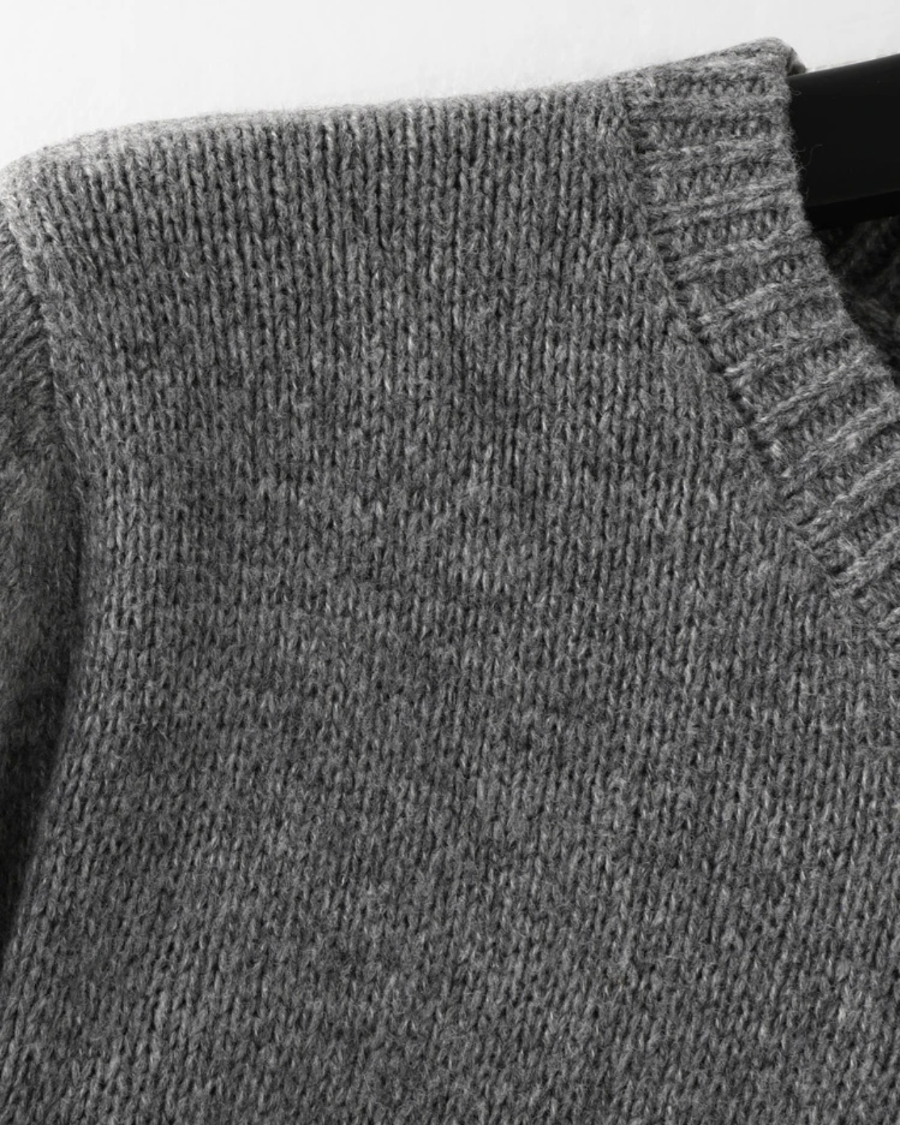 Imagem do produto BLUSA TRICOT CINZA ESCURO E CINZA CLARO VERTICAL