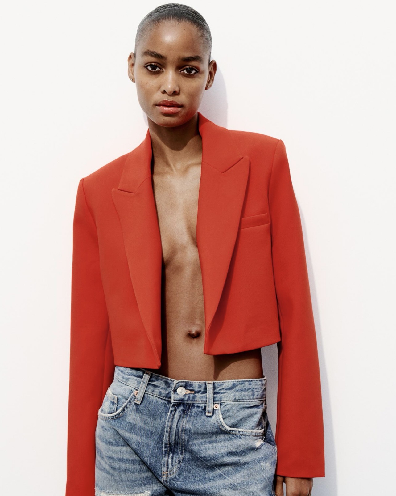 Imagem do produto BLAZER VERMELHO CROPPED ZARA ROUGE