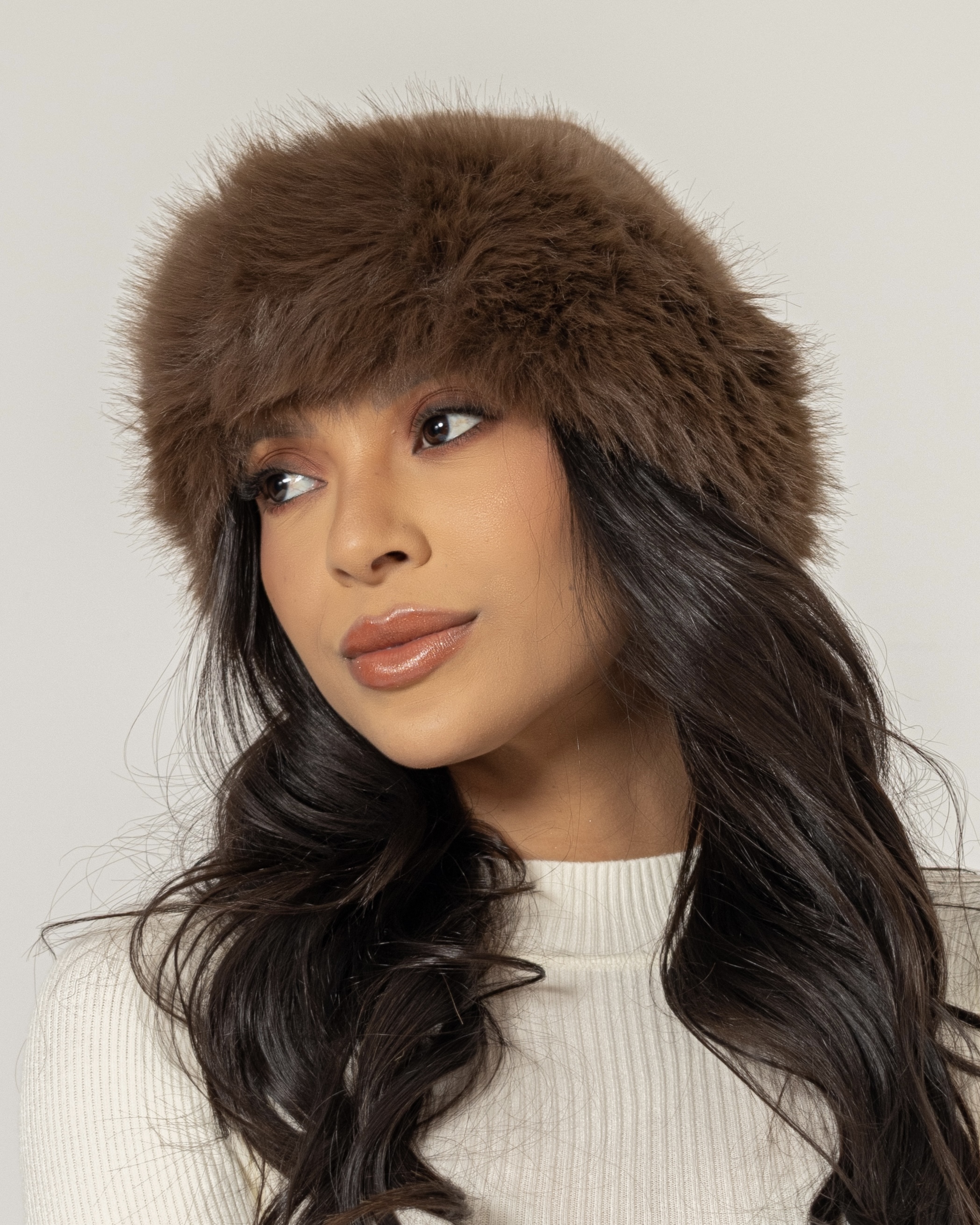 Imagem do produto CHAPEU MARROM PELINHOS MARGOT